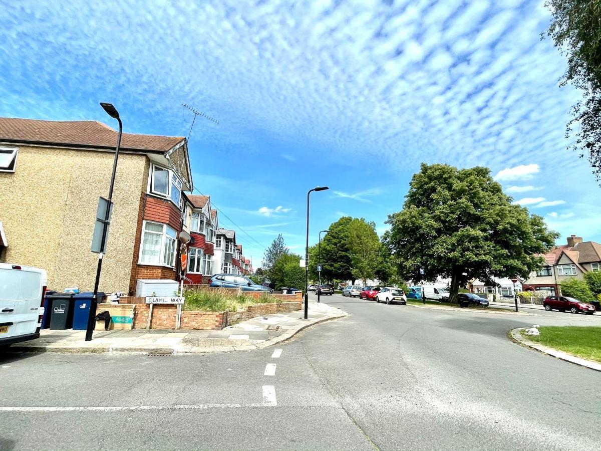 דירות Northolt  No2326 Tree-Hole מראה חיצוני תמונה